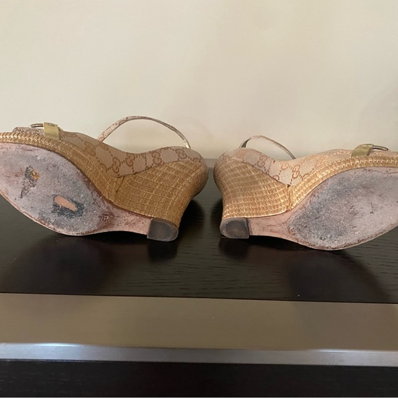 Gucci Beige GG Canvas Horsebit Open Toe Ankle Strap Platform Wedges Pump - Picture 8 of 15